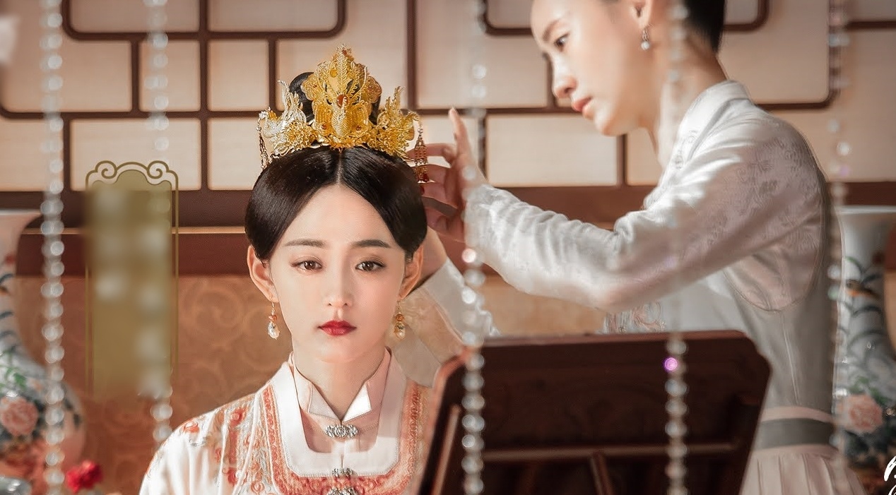 Dan my nhan dong vai vo Chung Han Luong trong 'Cam tam tua ngoc' hinh anh