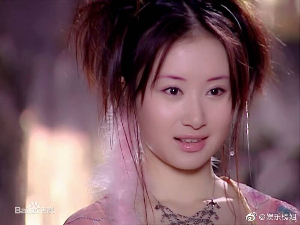 Thư Sướng phẫu thuật thẩm mỹ ảnh 2 Thu Suong phau thuat tham my anh 2