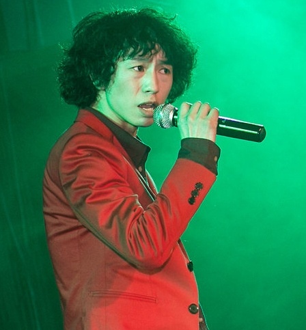 nam ca si Trung Quoc bi tam than anh 1