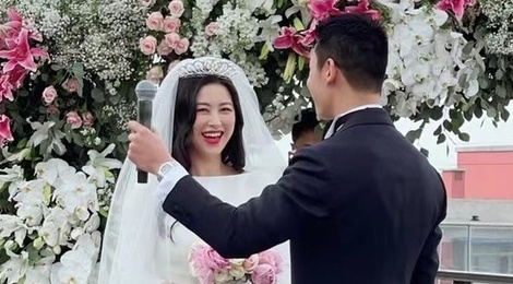Nguoi dep 'Loc dinh ky' ket hon hinh anh