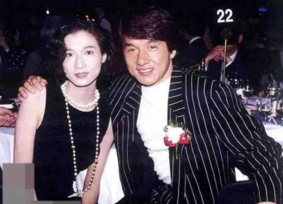 Ngo Y Loi va Thanh Long anh 1