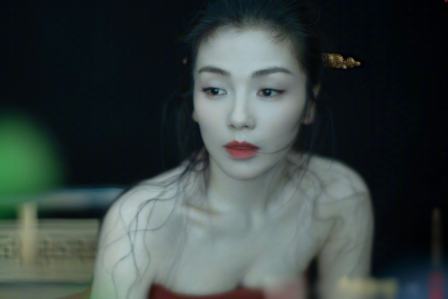 Luu Dao bi che than hinh nhu luc si trong canh tam hinh anh