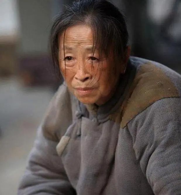 Nữ diễn viên Hoàn Châu cách cách qua đời ảnh 1 Nu dien vien Hoan Chau cach cach qua doi anh 1