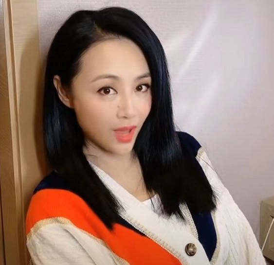 Quach My My bi bat anh 6