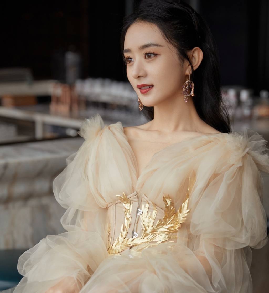 Trieu Le Dinh voc  dang anh 12