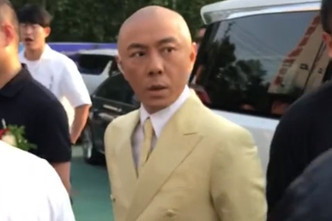 Hinh anh moi cua Truong Ve Kien hinh anh