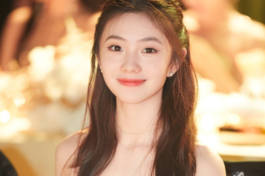 Luu Hao Ton dong vai tinh nhan voi tai tu hon 16 tuoi hinh anh