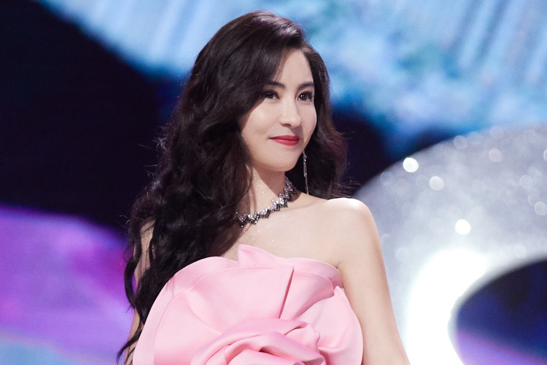 Truong Ba Chi bi loai o show Ty ty dap gio re song 2 hinh anh