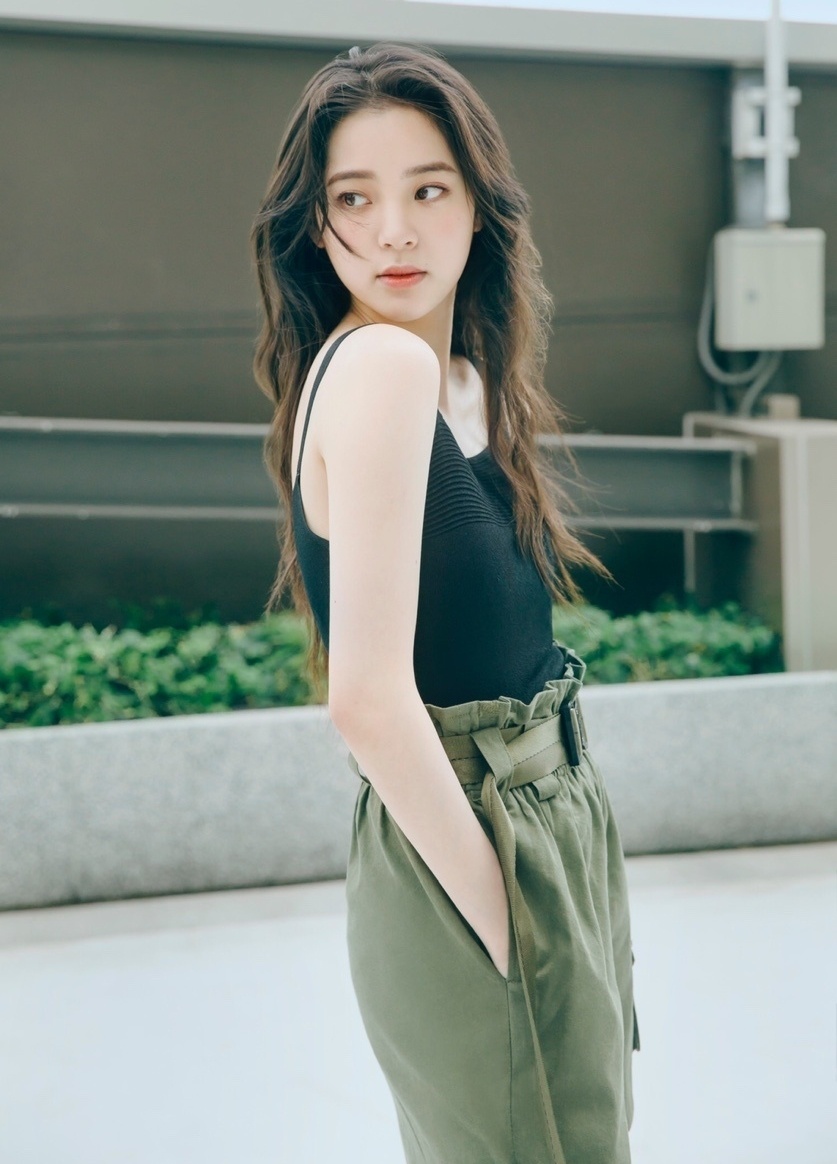 Au Duong Na Na scandal anh 8