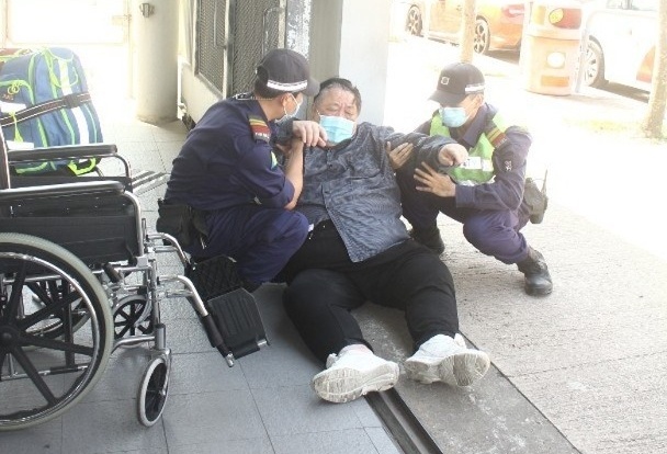 Chu Bá Thông Tần Hoàng ảnh 2 Chu Ba Thong Tan Hoang anh 2