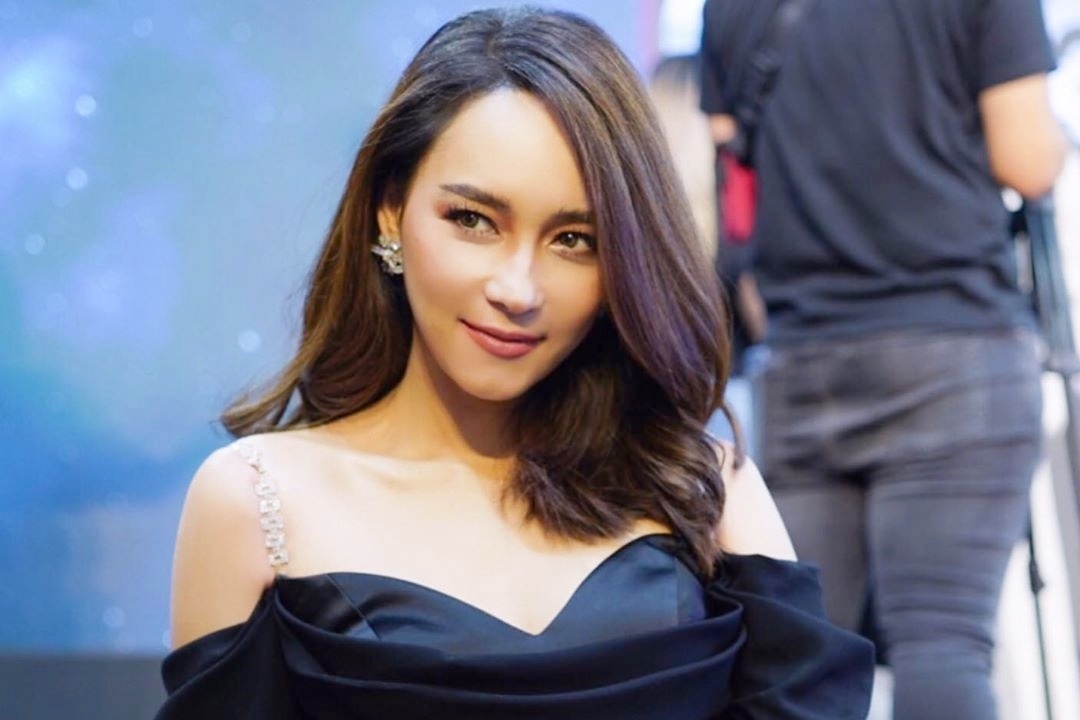 Dien vien 'Dong mau phuong hoang' bi to giat chong hinh anh