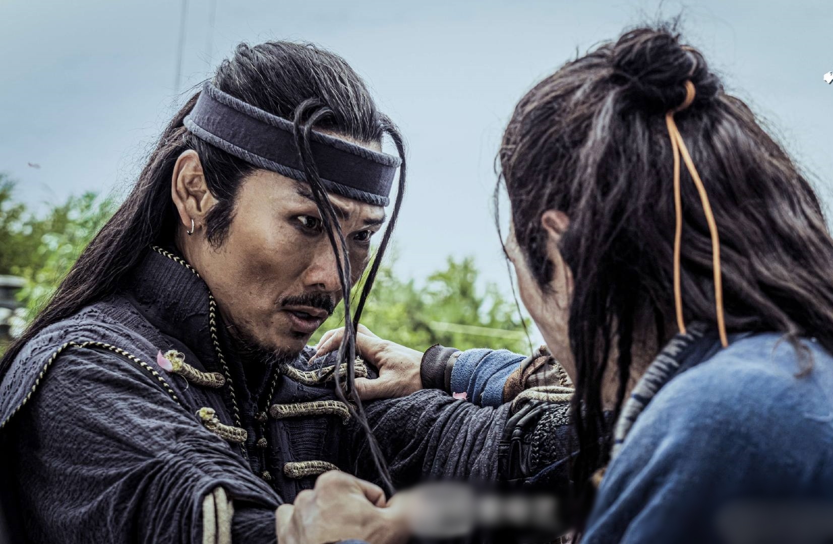 dan dien vien Anh hung xa dieu: Hang long thap bat chuong anh 10