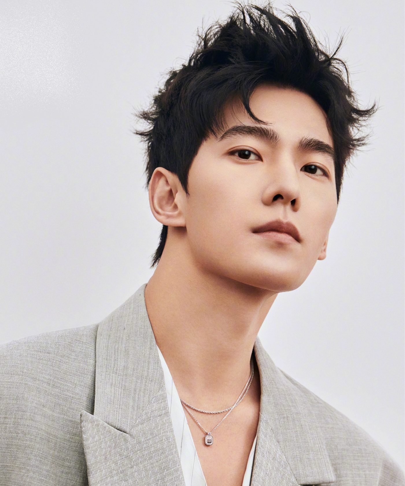 Địch Lệ Nhiệt Ba Triệu Lộ Tư ảnh 15 Dich Le Nhiet Ba Trieu Lo Tu anh 15