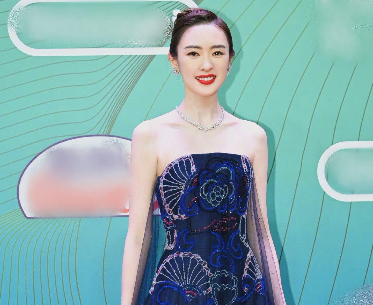 bach ngoc lan 2021 anh 1