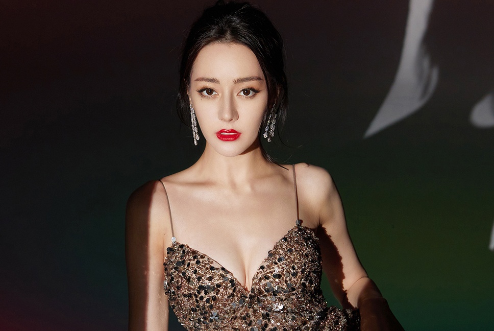 Nghe si Trung Quoc vat lon voi tieu chuan 'phai gay, phai trang' hinh anh