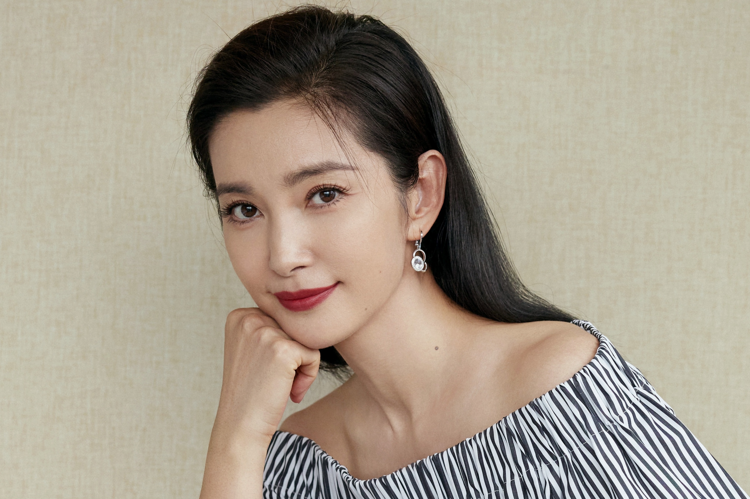 Ly Bang Bang tro thanh ba chu quyen luc hinh anh