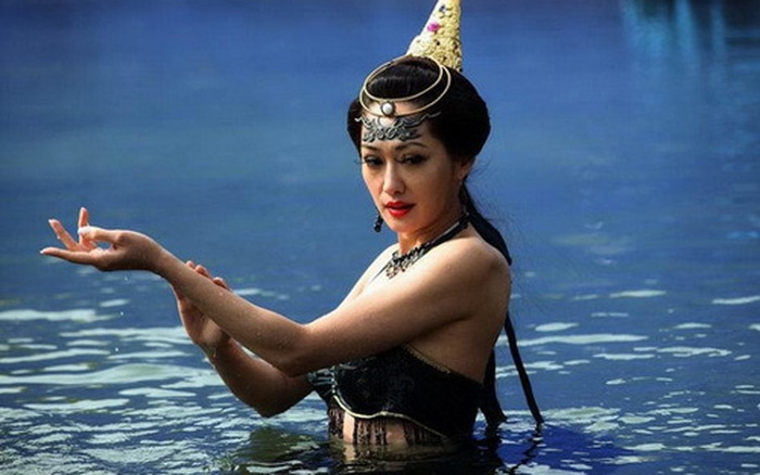 'Tay du ky da nuoi song mot nua gioi giai tri Hoa ngu' hinh anh