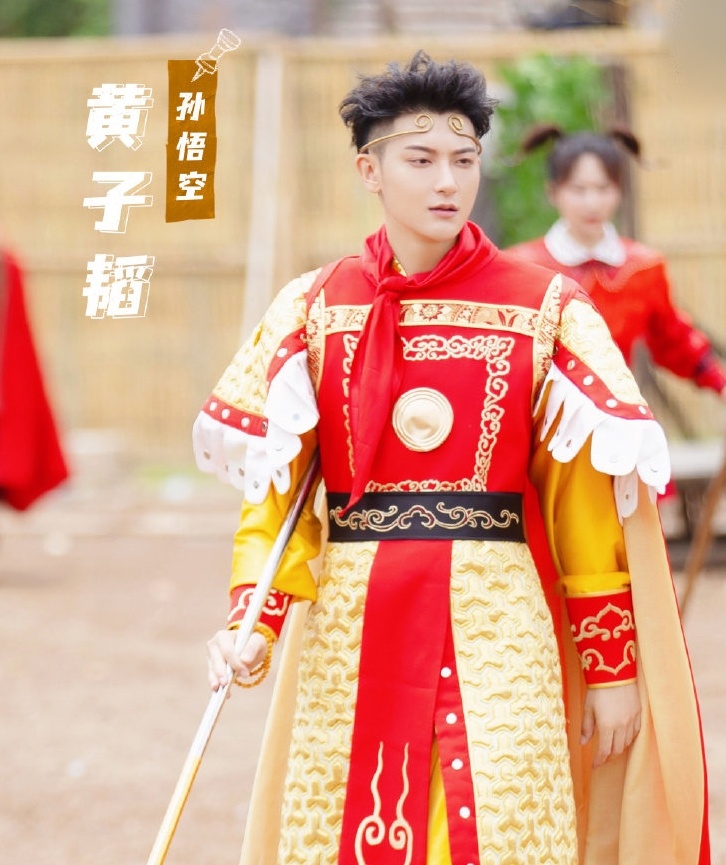 Tay du ky 1986 Chu Khiet Quynh anh 11