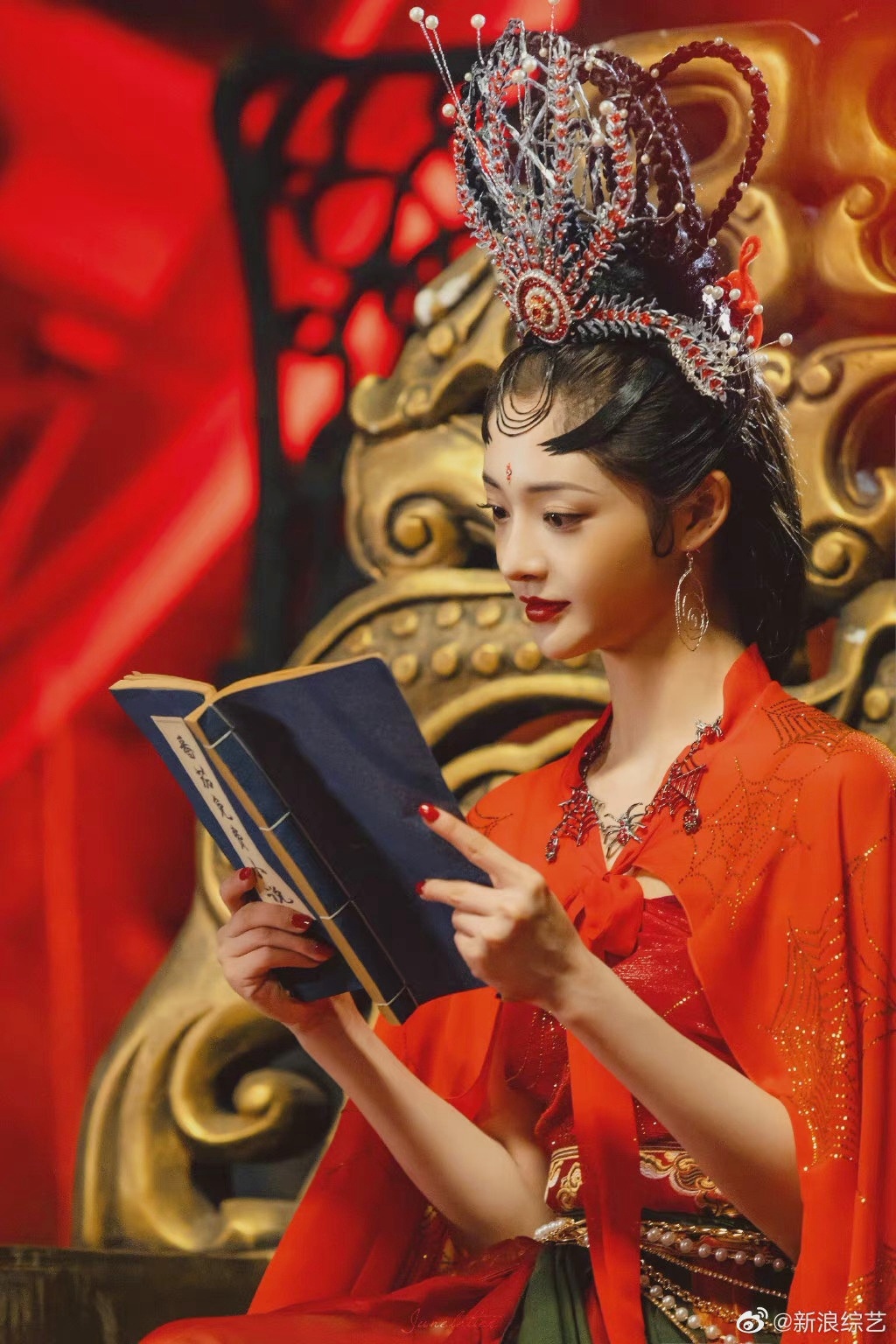 Tay du ky 1986 Chu Khiet Quynh anh 8