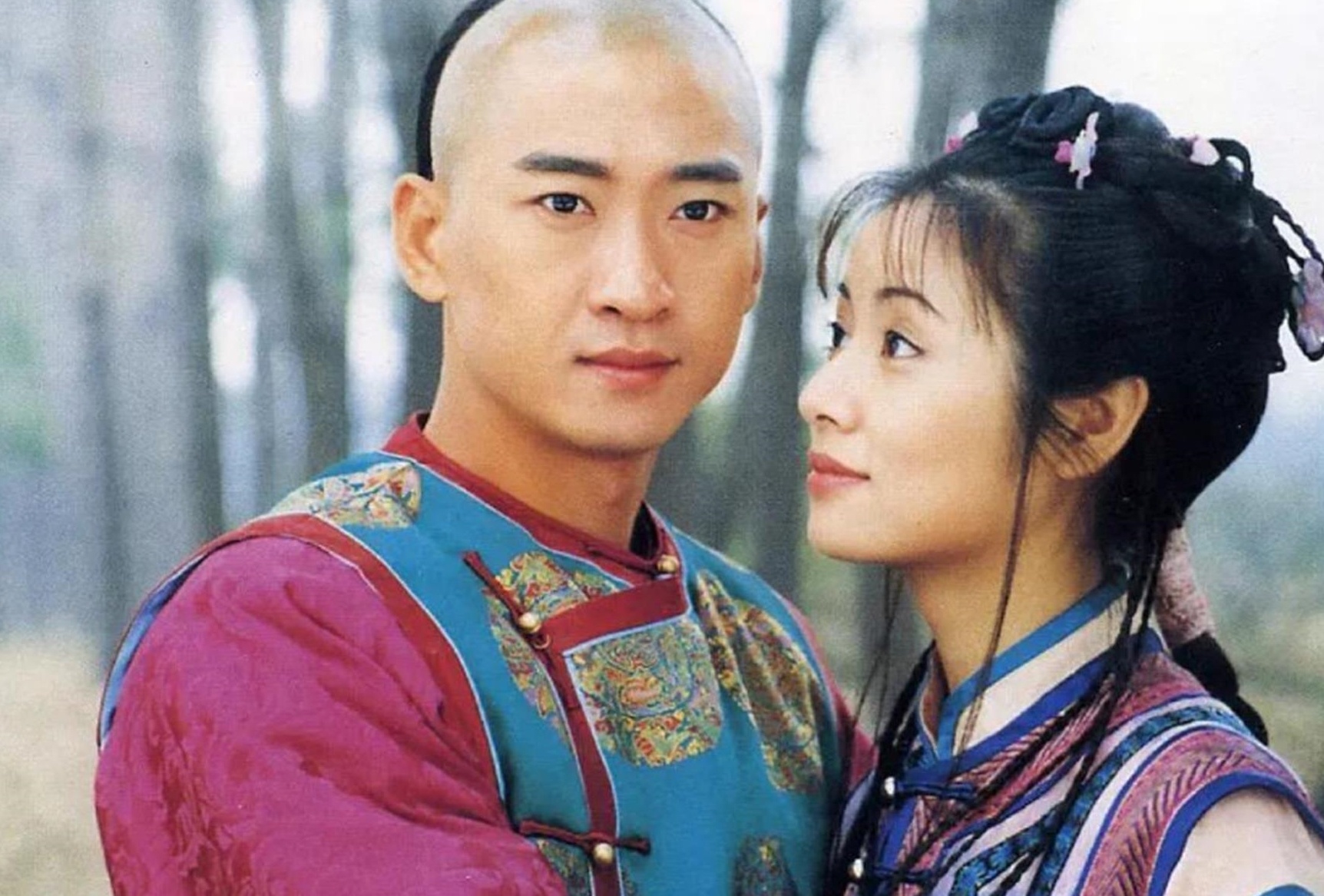 Hoan Chau cach cach anh 3