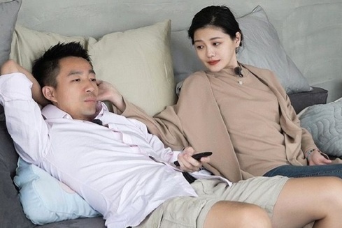 Chong Tu Hy Vien khoc hinh anh