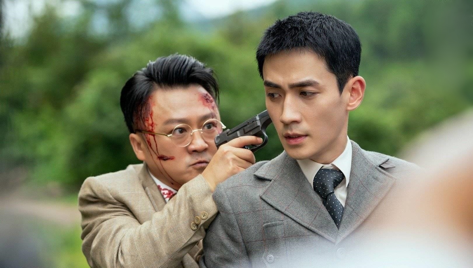 Hoan Chau cach cach anh 1