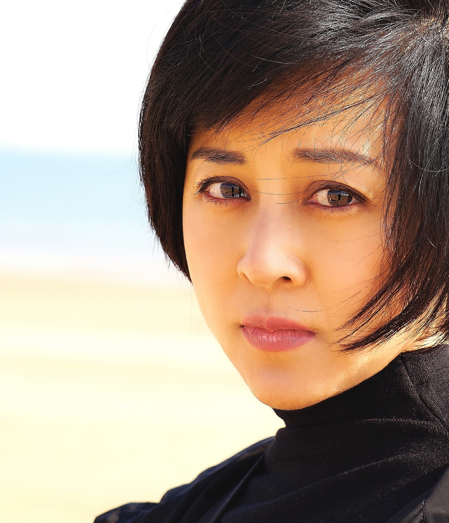 Hoan Chau cach cach anh 9