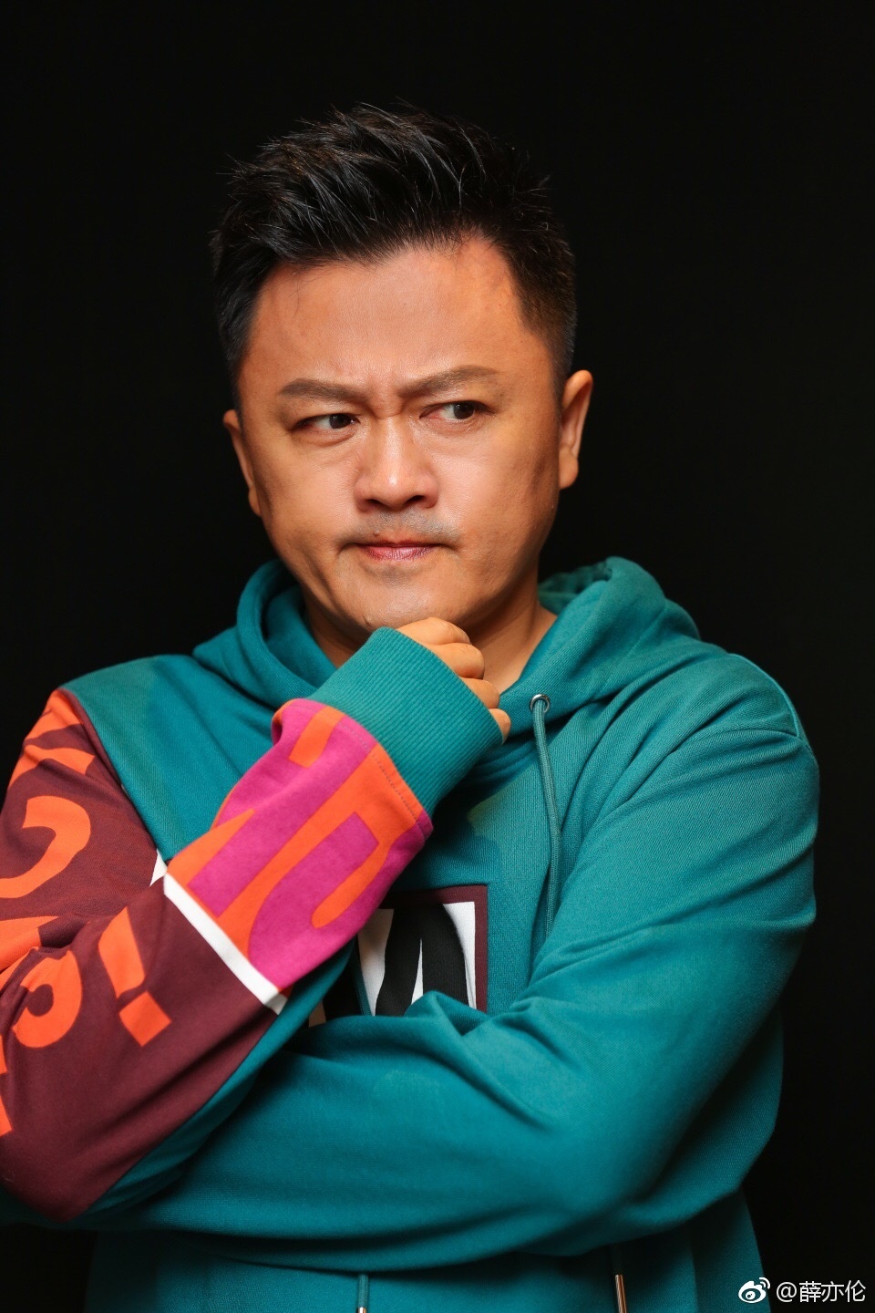 Hoan Chau cach cach anh 3