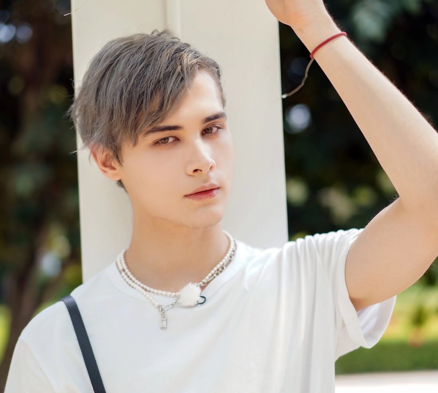 ca si Trung Quoc lam thu ngan anh 7