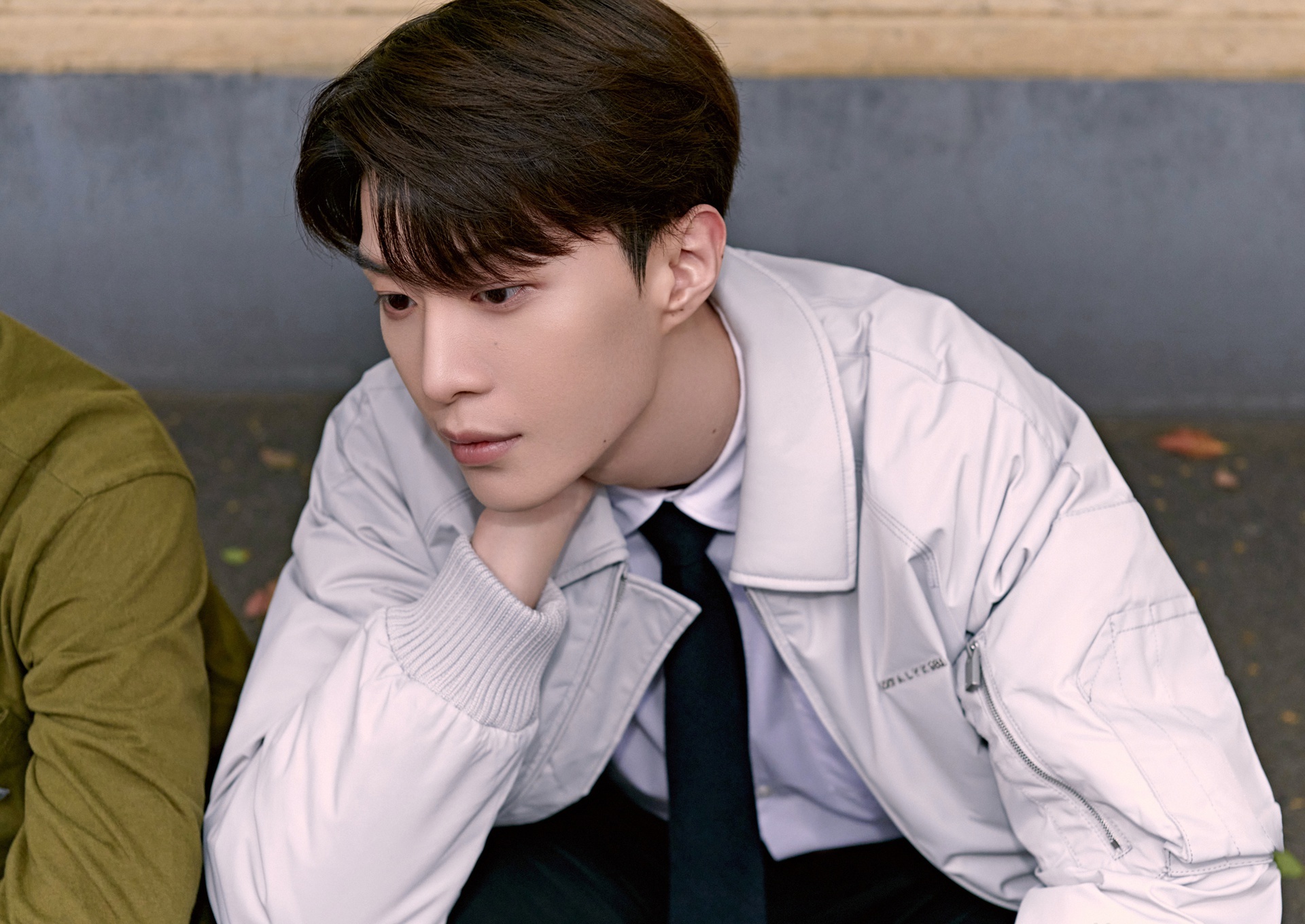 ca si Trung Quoc lam thu ngan anh 8