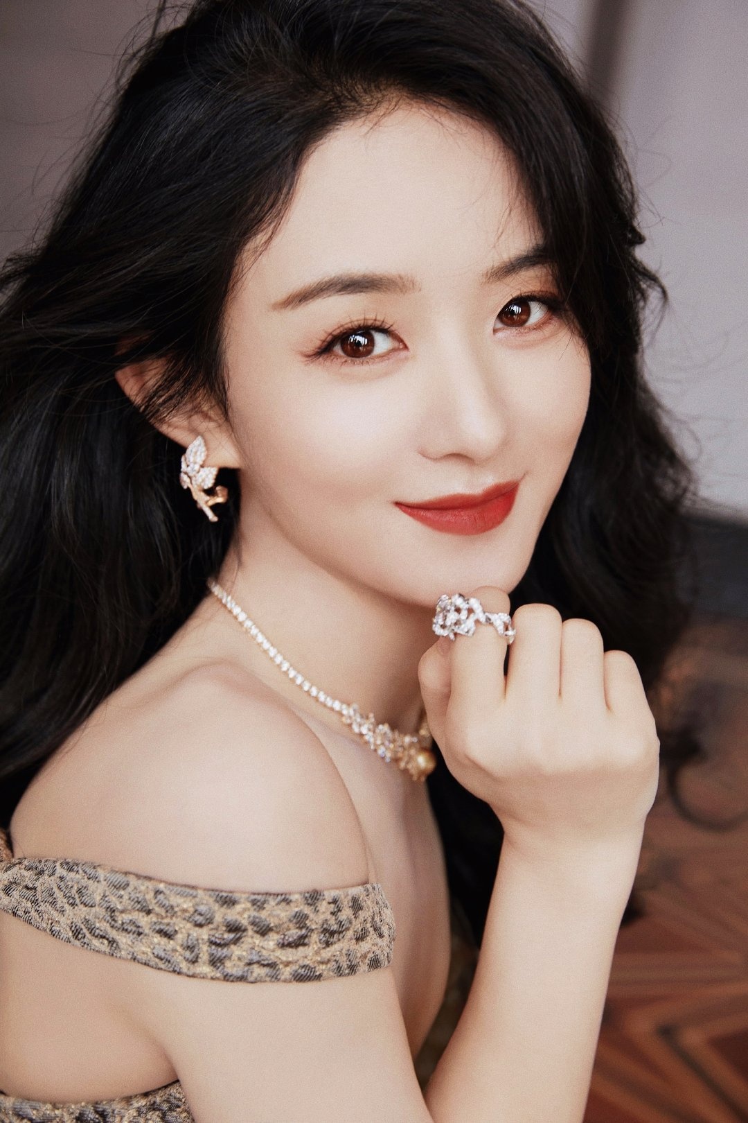 Trieu Le Dinh canh diem trong su kien thoi trang anh 7