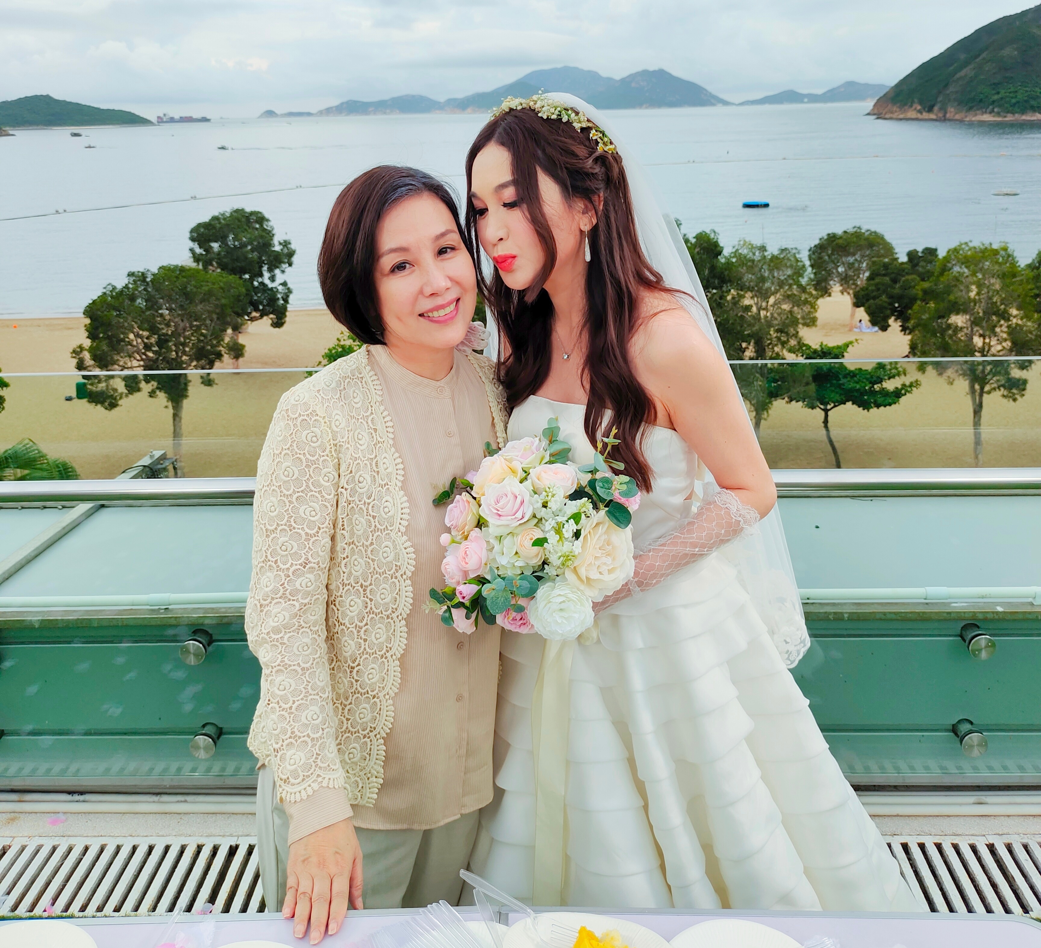 Ôn Bích Hà sinh nhật tuổi 55 ảnh 3 On Bich Ha sinh nhat tuoi 55 anh 3