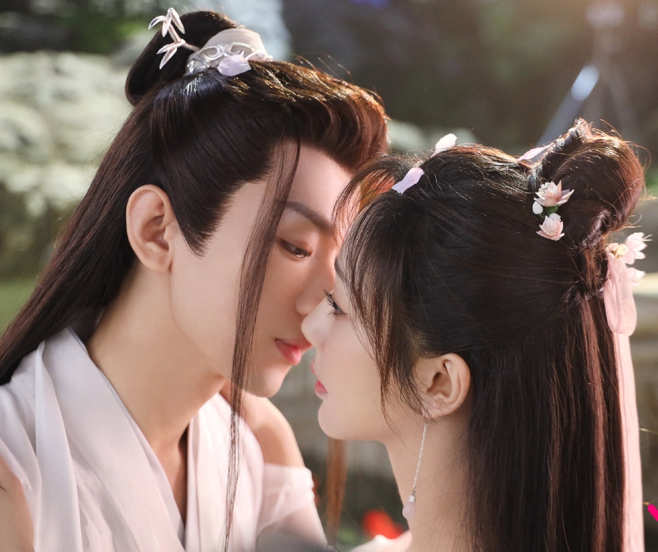 dien vien ngat tren phim truong Tram huong nhu tiet anh 5