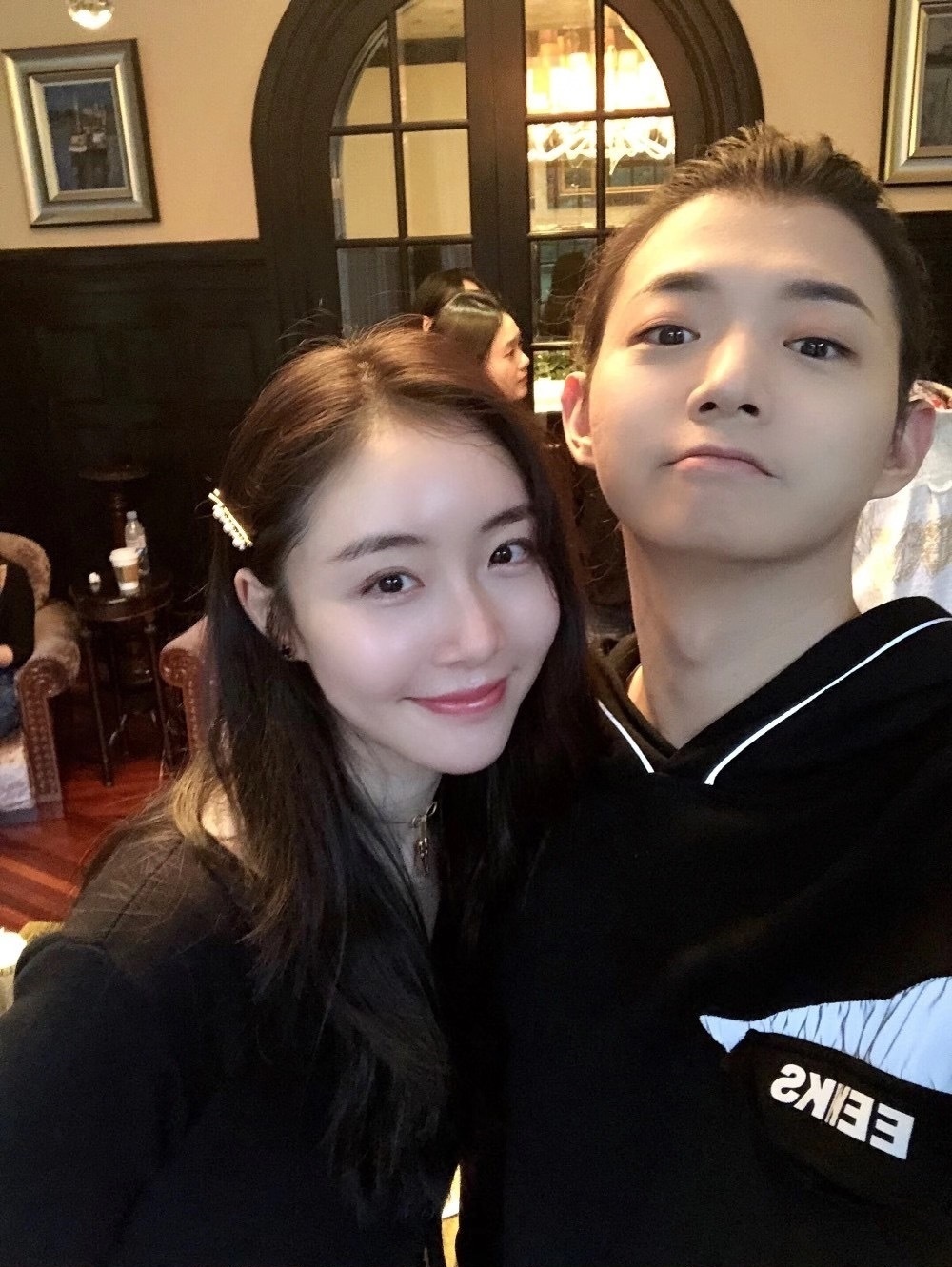 Trinh Sang va Ngo Diec Pham anh 1