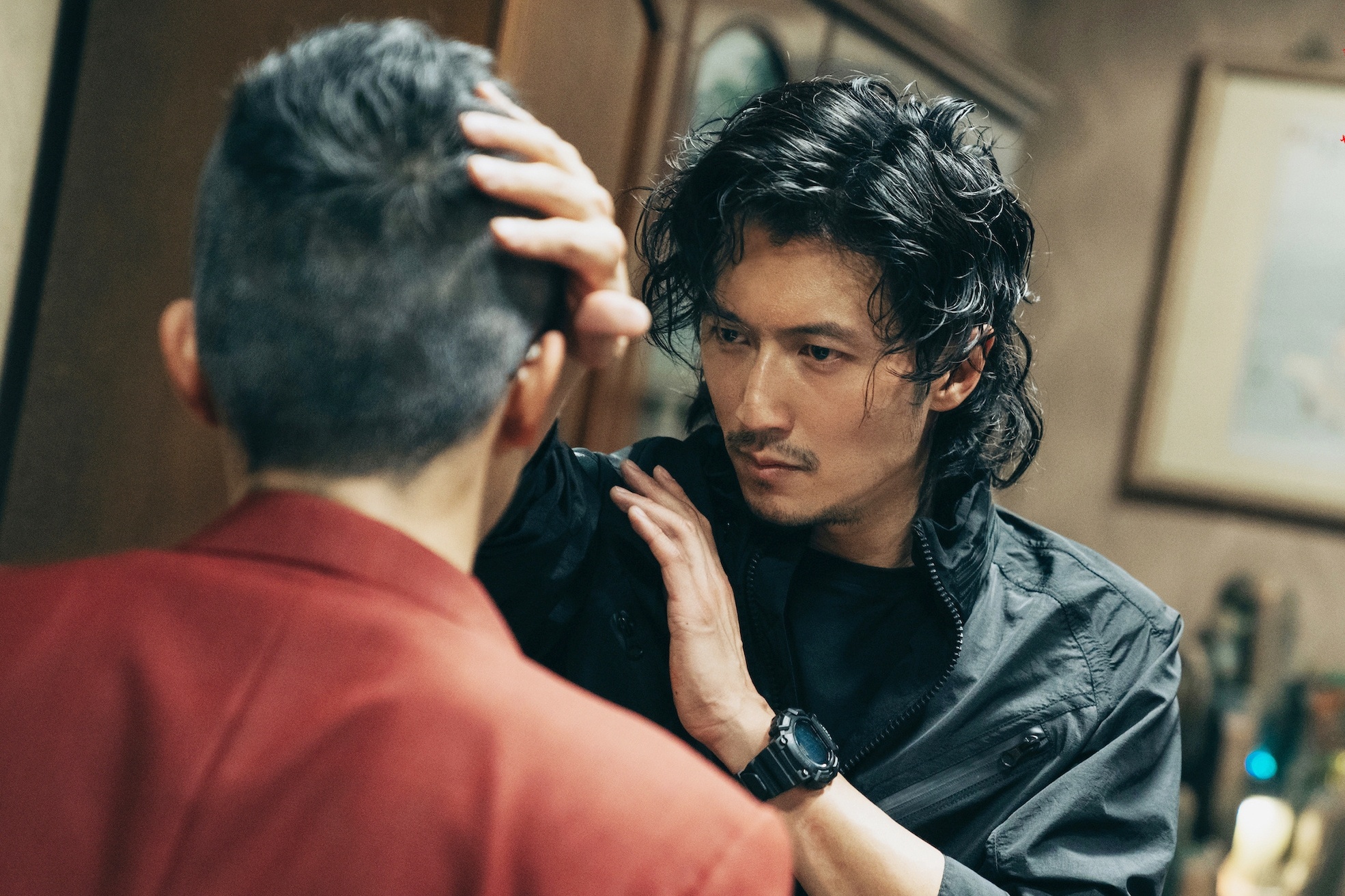 Phim cua Ta Dinh Phong, Chan Tu Dan thu 96 trieu USD hinh anh