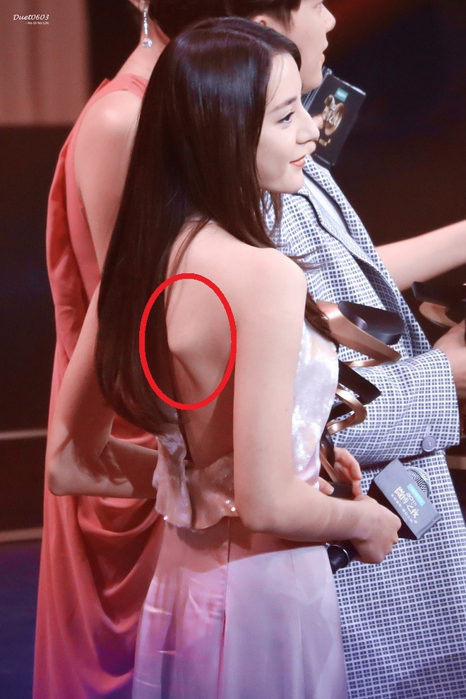 Địch Lệ Nhiệt Ba xuống cân ảnh 8 Dich Le Nhiet Ba xuong can anh 8