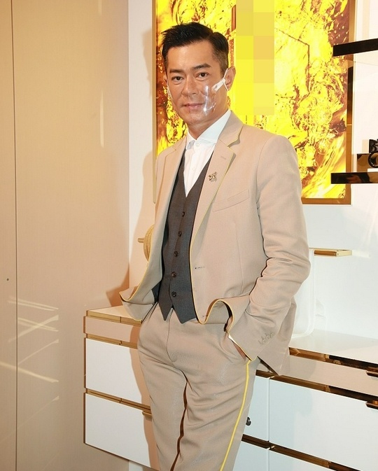 Co Thien Lac nhin an anh 1