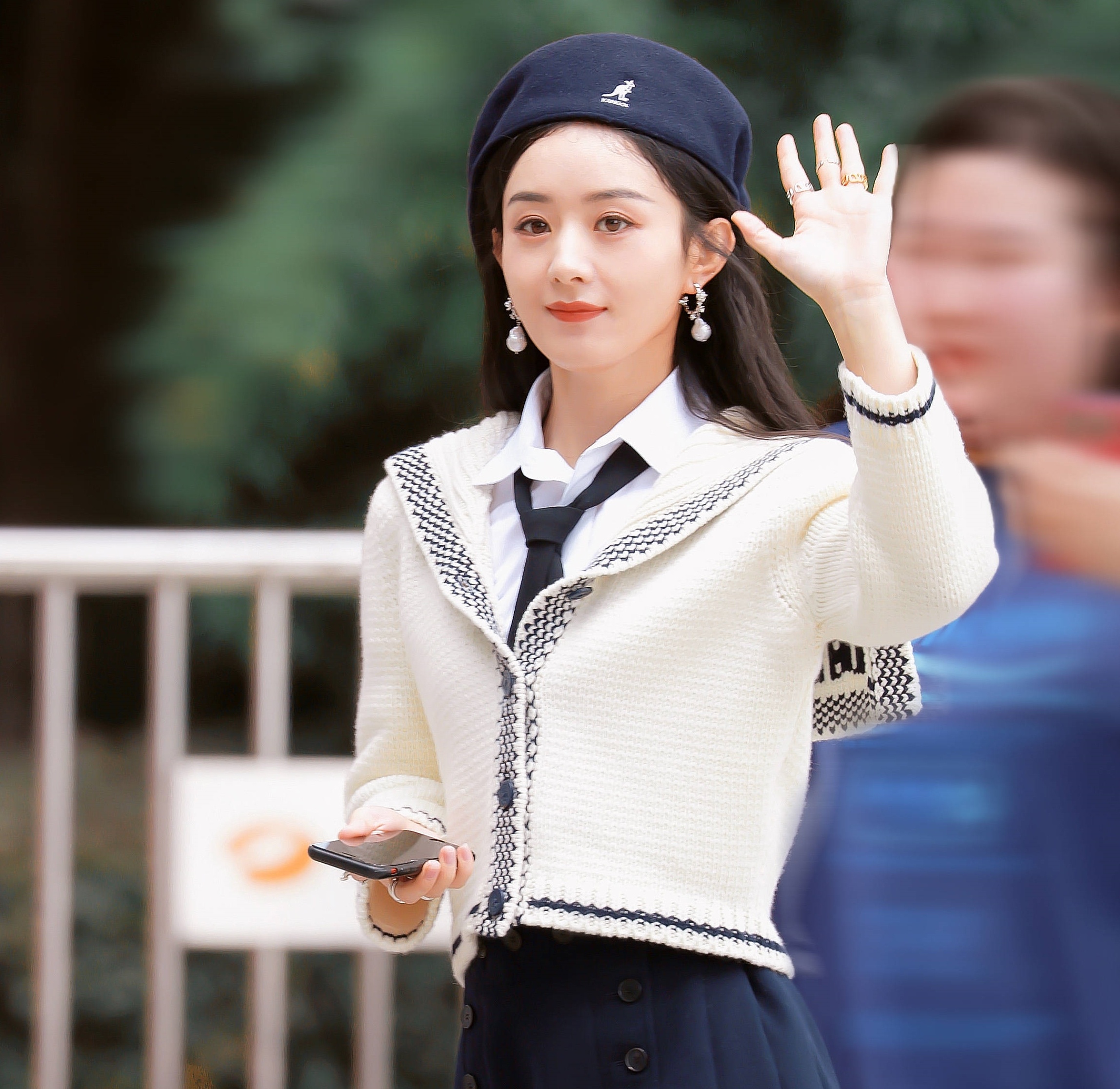 Trieu Le Dinh va Ta Na anh 2