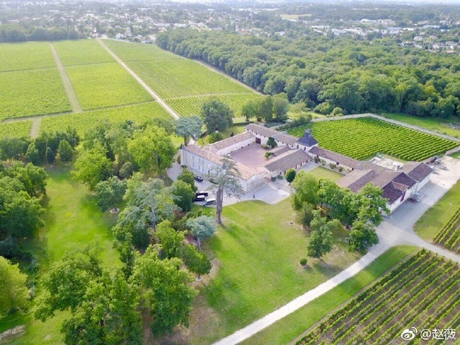 biệt thự của Triệu Vy tại Pháp ảnh 4 biet thu cua Trieu Vy tai Phap anh 4