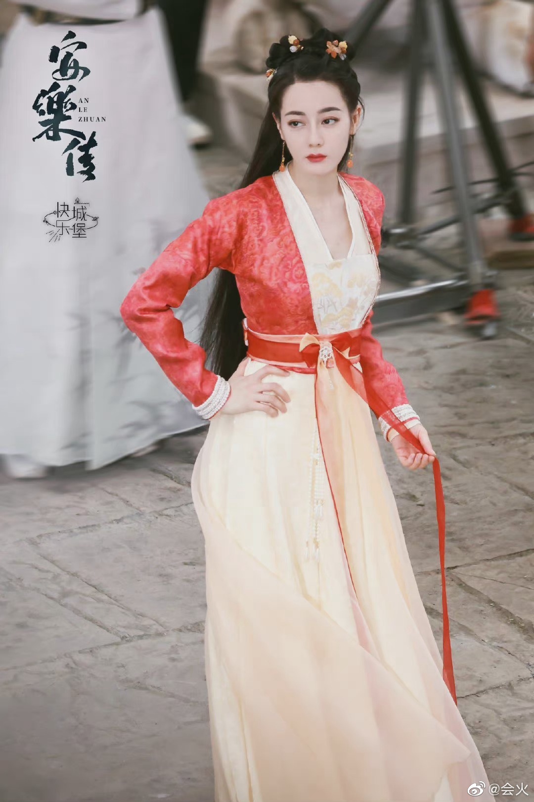 Địch Lệ Nhiệt Ba đóng An lạc truyện ảnh 1 Dich Le Nhiet Ba dong An lac truyen anh 1