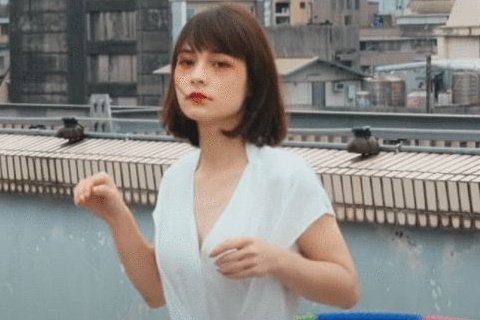 Nguoi mau Dai Loan qua doi o tuoi 22 hinh anh