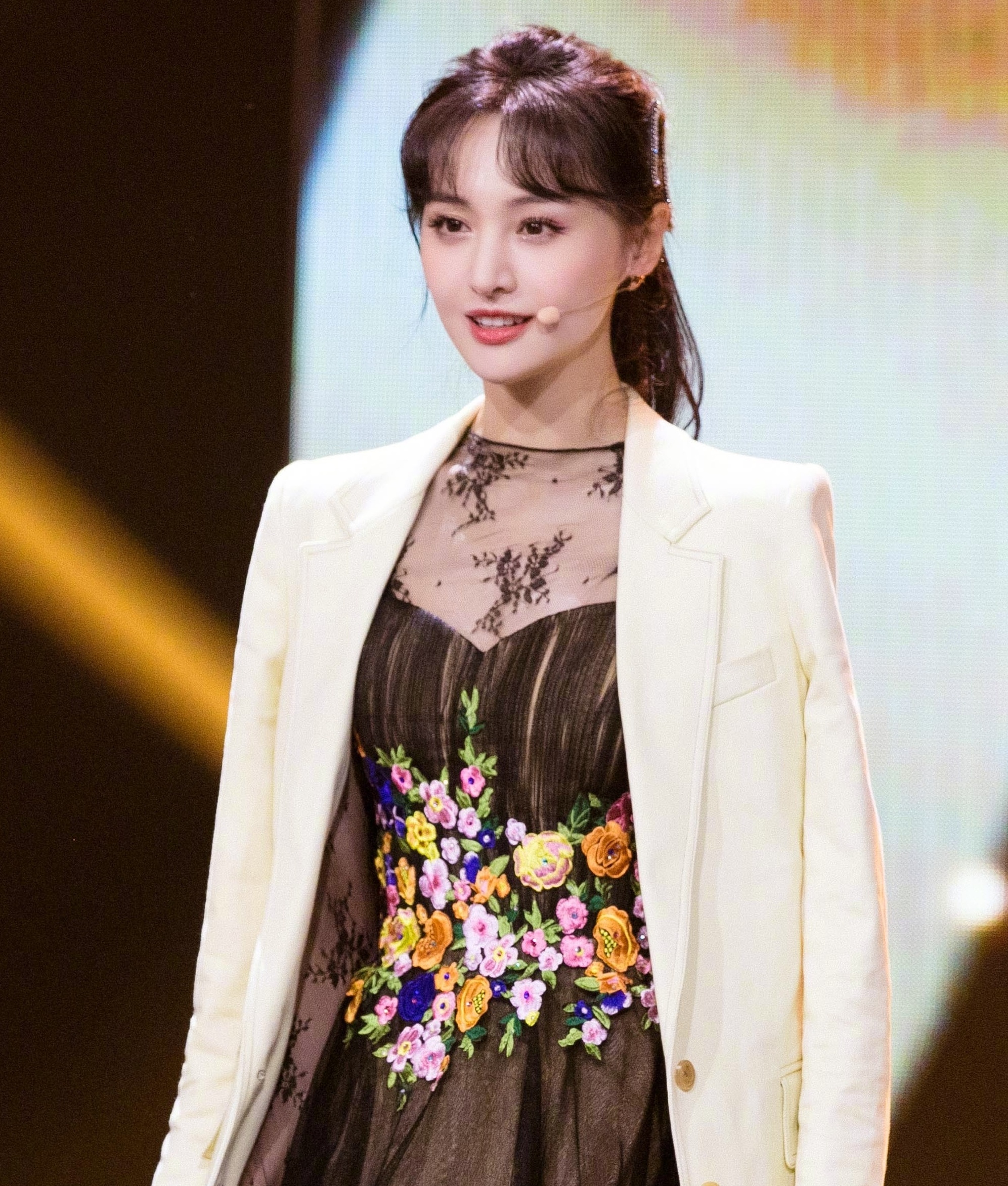 Trinh Sang bi xoa Weibo anh 1