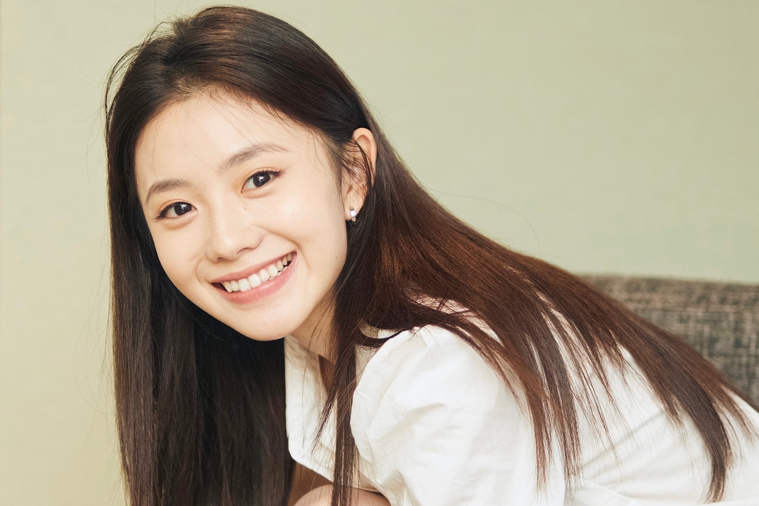 Luu Hao Ton dong con gai Thanh Long hinh anh