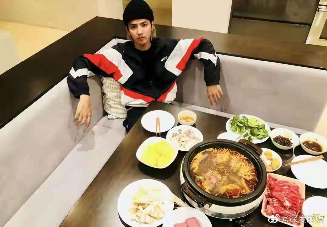 Ngô Diệc Phàm bị bắt ảnh 5 Ngo Diec Pham bi bat anh 5