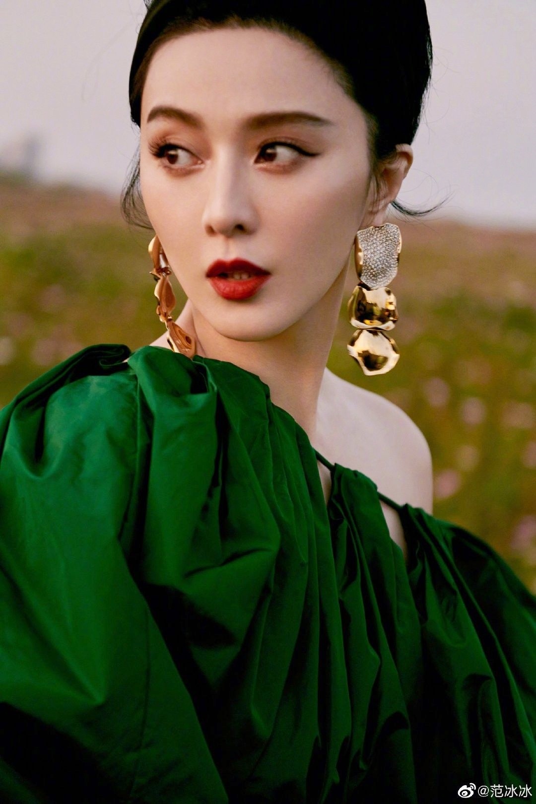 nghe si tron thue anh 2