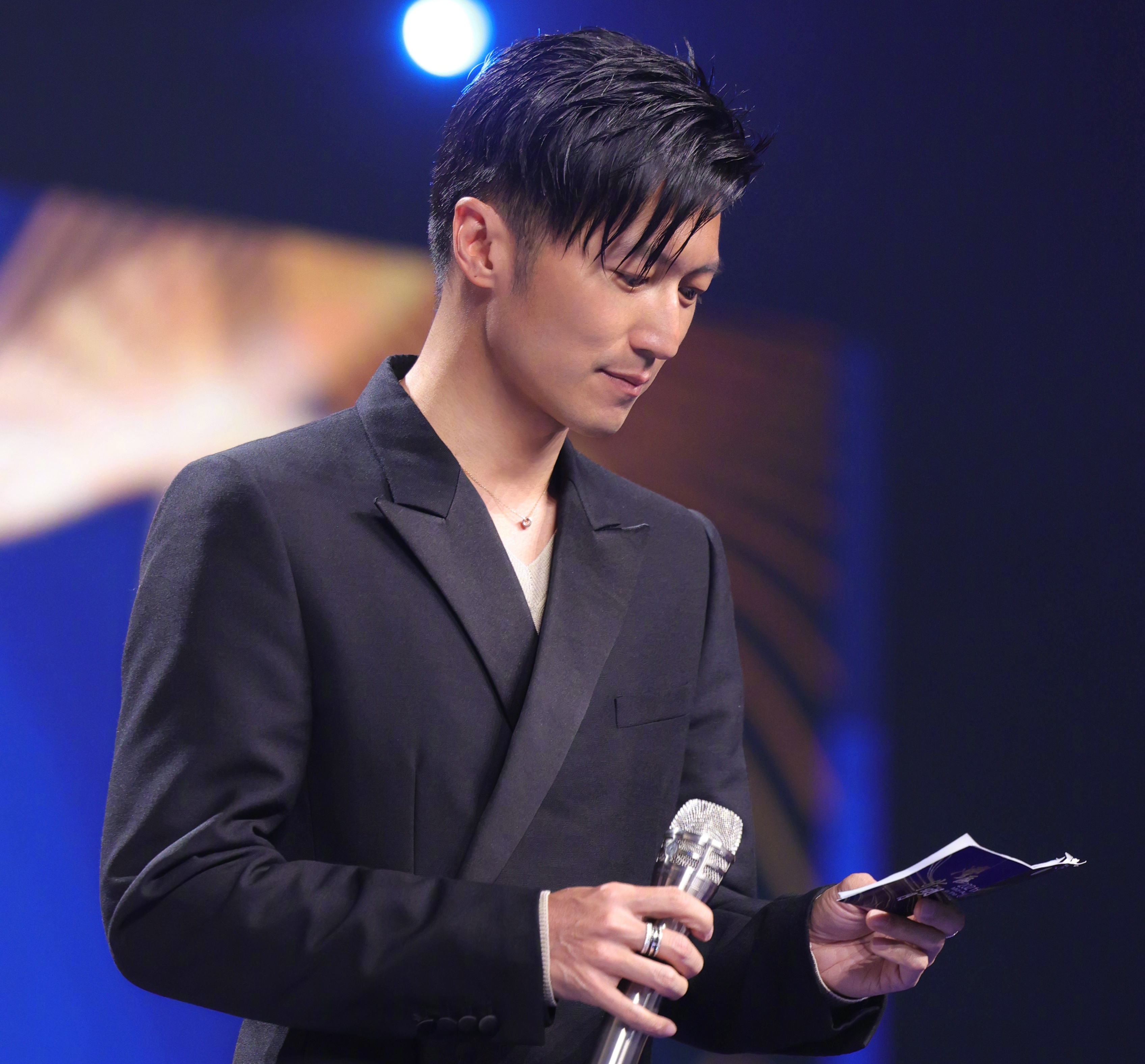 Ta Dinh Phong Vuong Phi anh 1