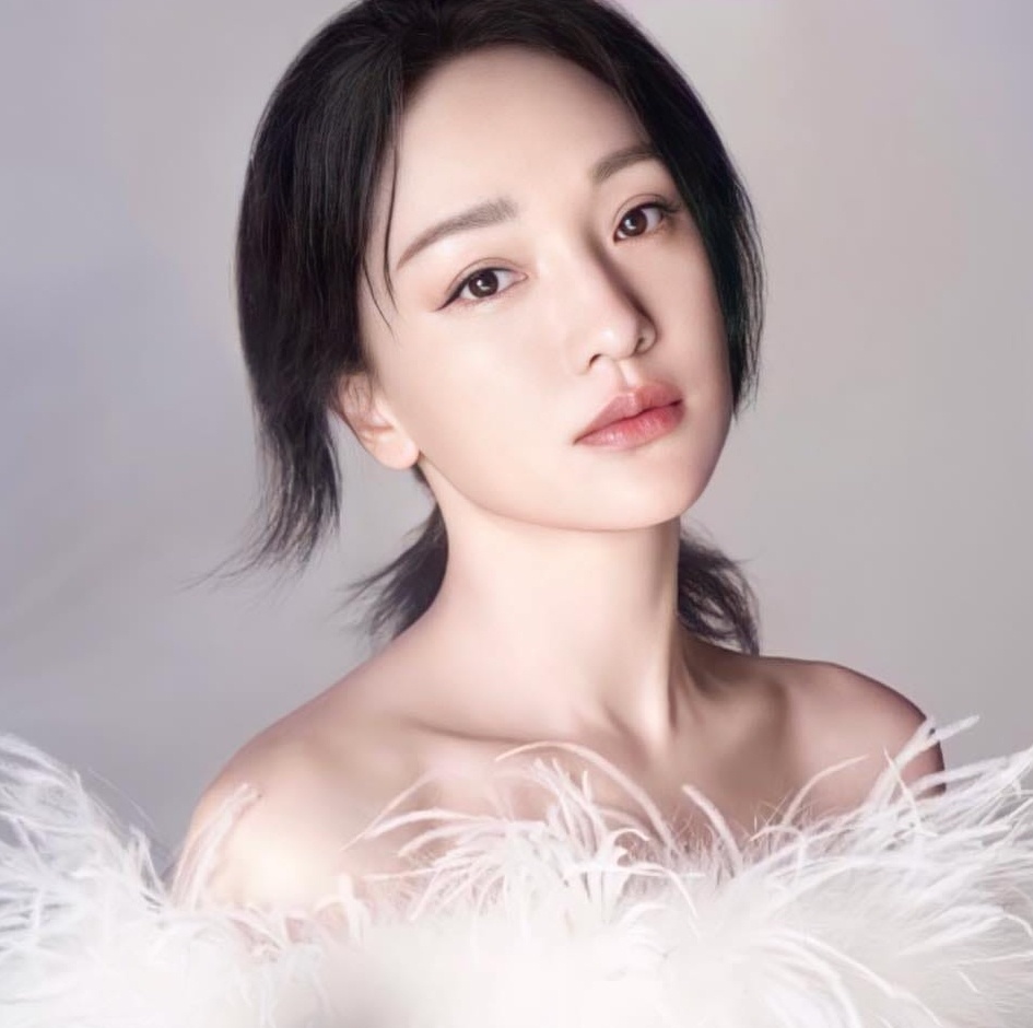 Dương Siêu Việt bị chê học vấn ảnh 8 Duong Sieu Viet bi che hoc van anh 8