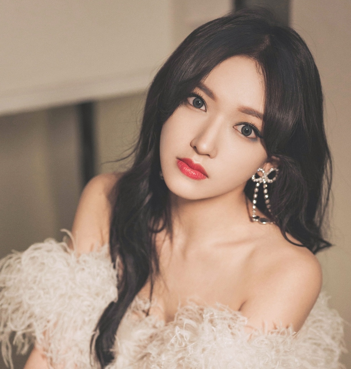 Dương Siêu Việt bị chê học vấn ảnh 7 Duong Sieu Viet bi che hoc van anh 7