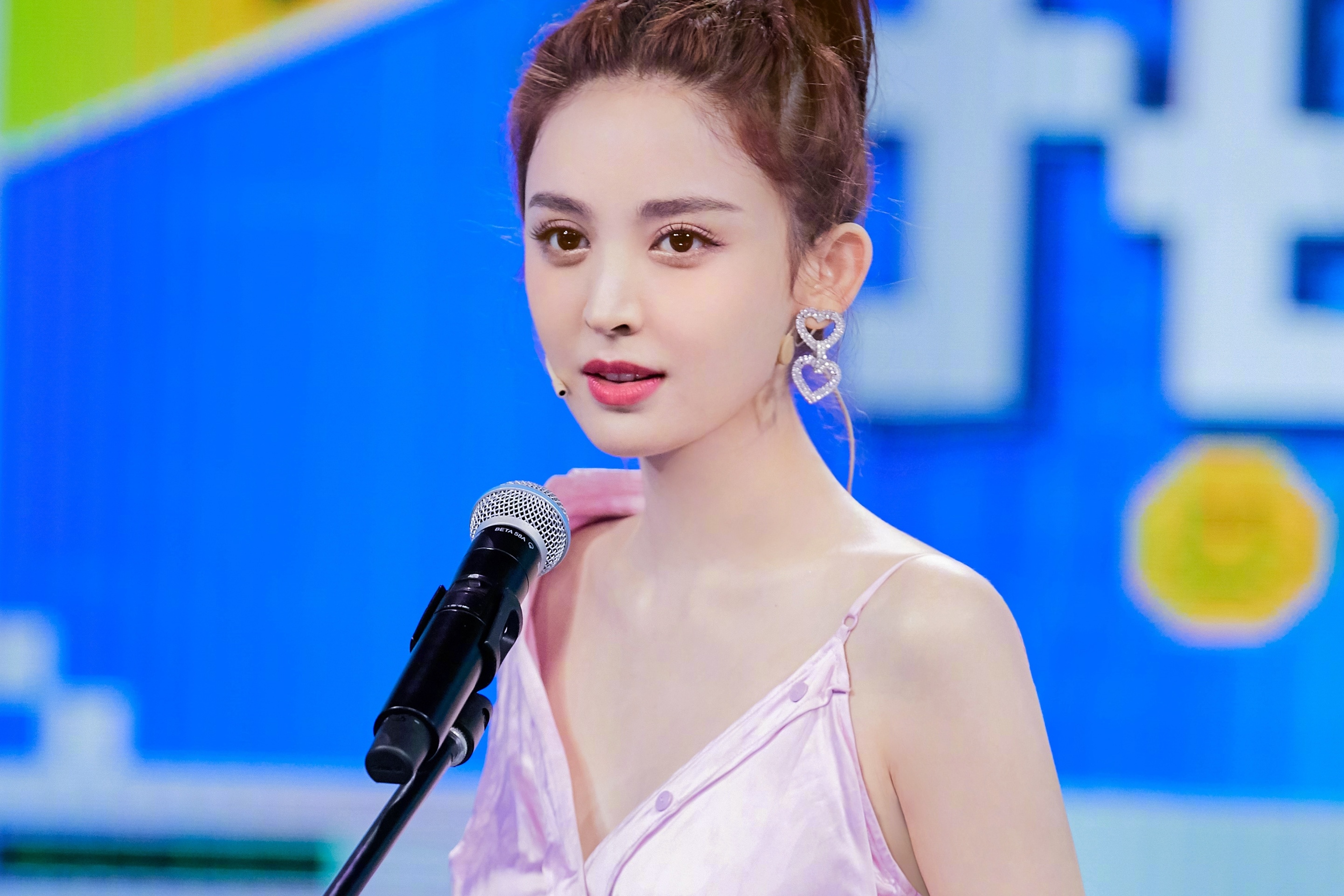 Trung Quoc gach ten hang loat MC tai tieng khoi game show hinh anh