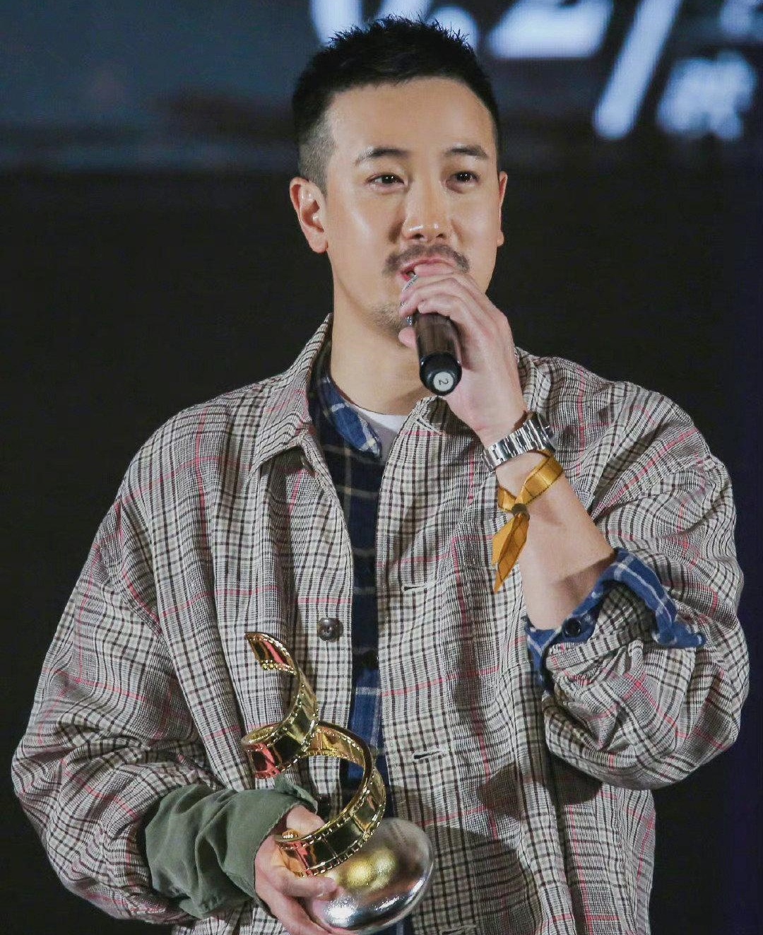 con gai Tang Chi Vy anh 9